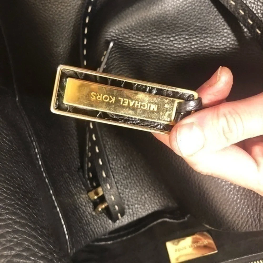Michael kors luxury collection black leather bag